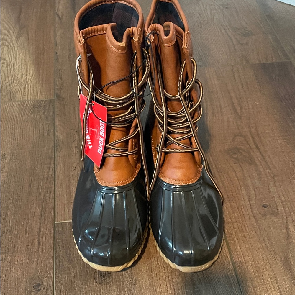 Brown  Duck Boots Size 8.5 Fit like an 8
